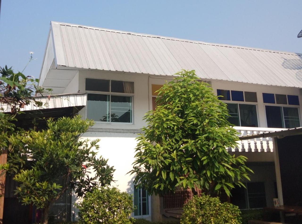 Zan Pla Nade Guesthouse Chiang Rai Exterior photo